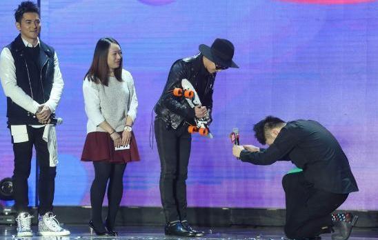 2013lol全明星,用5名从未入选全明星的球员组一套实力强劲的首发