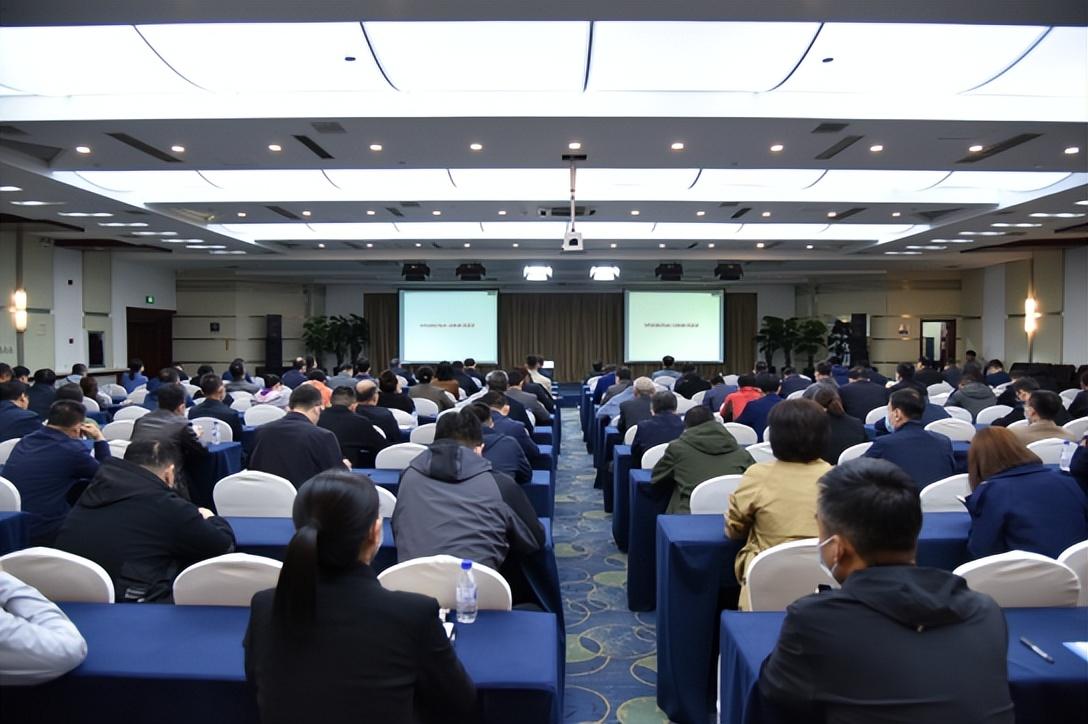 证券大讲堂,你认为国内现阶段更好的平民投资理财方式是什么