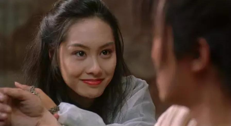 月光宝盒cf,CF游戏里界面怎么设置背景