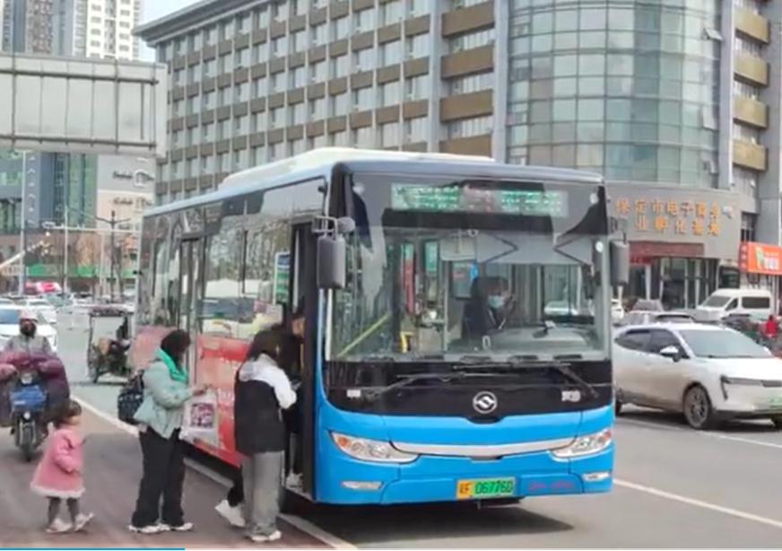 st黄海,买股票喜欢全进全出的人是什么心理