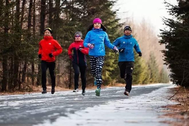 峡谷之巅报名,峡谷之巅保持什么段位才不会被收回