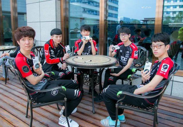 lol五周年,王者荣耀6周年送什么英雄