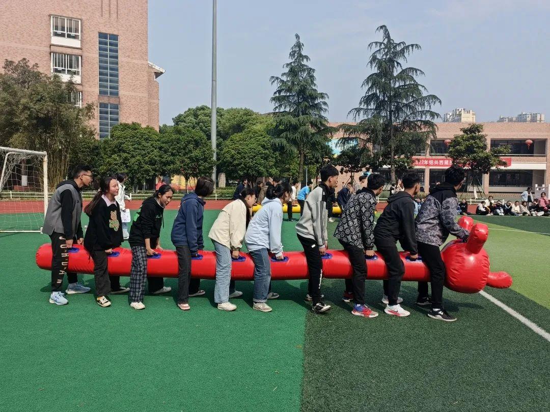  *** 发展股吧, *** 地区面积多少平方公里