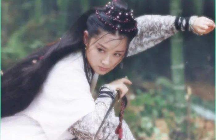 cf骂人空格,在哪里举报CF手游