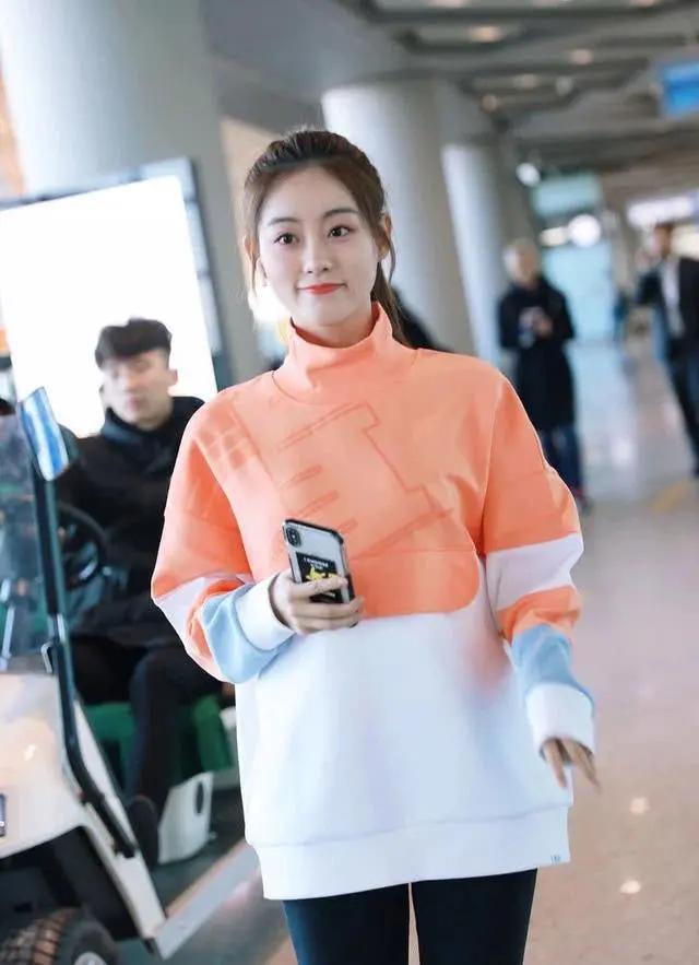 倚天2私服,早几年有个传奇私服的名字叫做星王之王