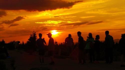 cf红色烟雾怎么调,为什么加拿大火灾烟雾是橙色