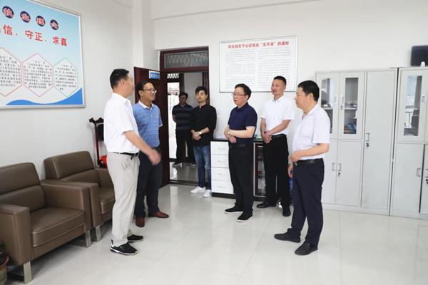 刘永谈股,昆阳之战中刘秀是否使用了传说中的陨石术