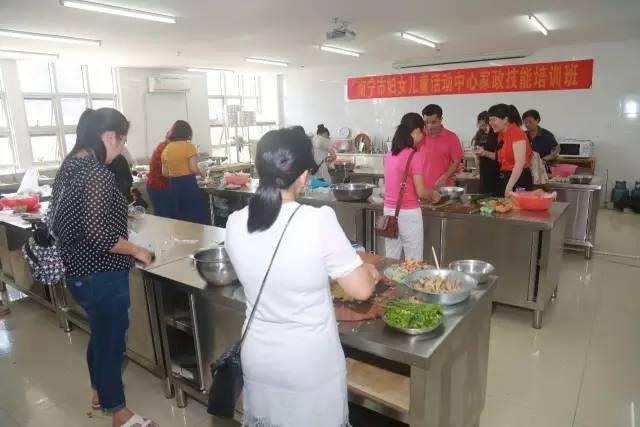 欢乐新手培训场,应该在哪个平台创作