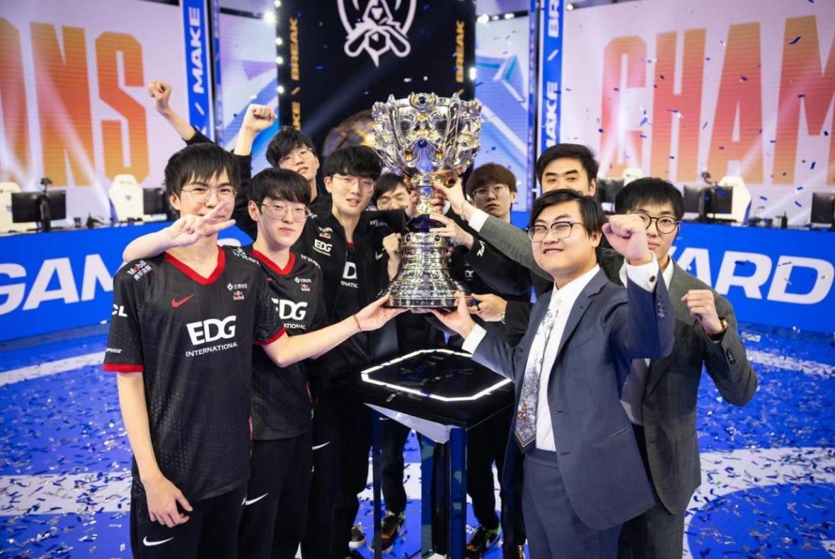 lol宝宝,求解惑为什么现在LOL里特别多的玻璃心