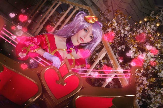 甜心宝贝娑娜（2021英雄联盟限定皮肤哪个好）