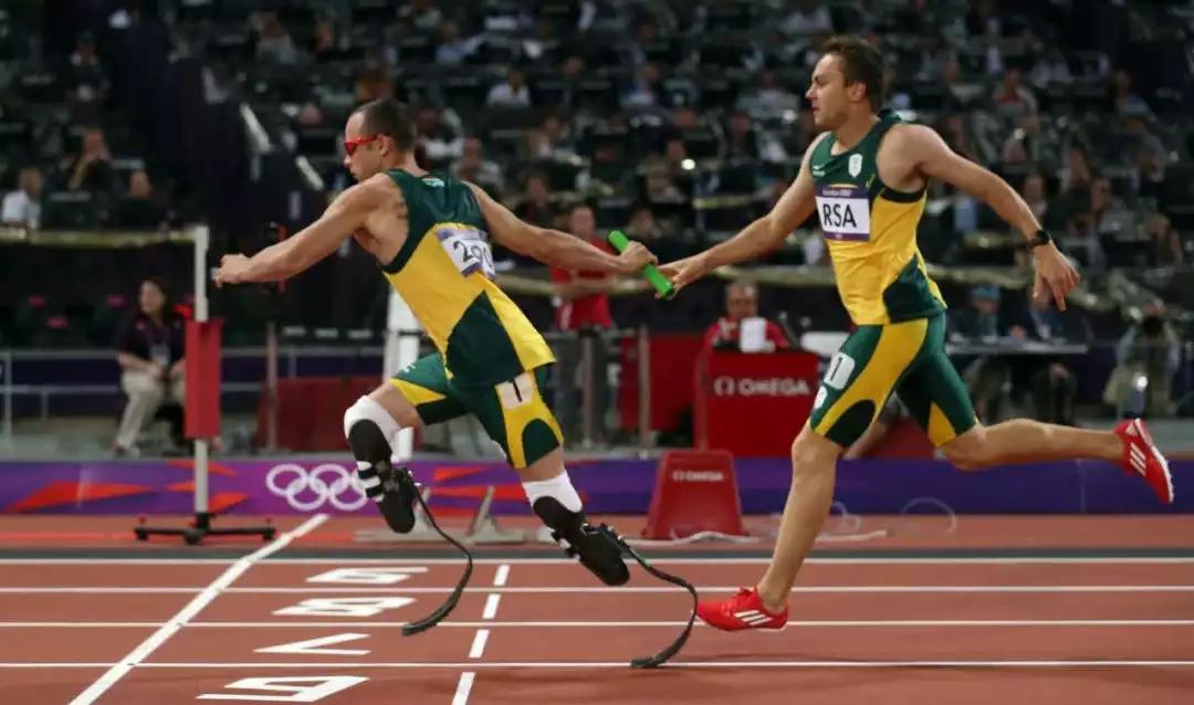 cf小米外挂,小米手机有紫光灯功能吗